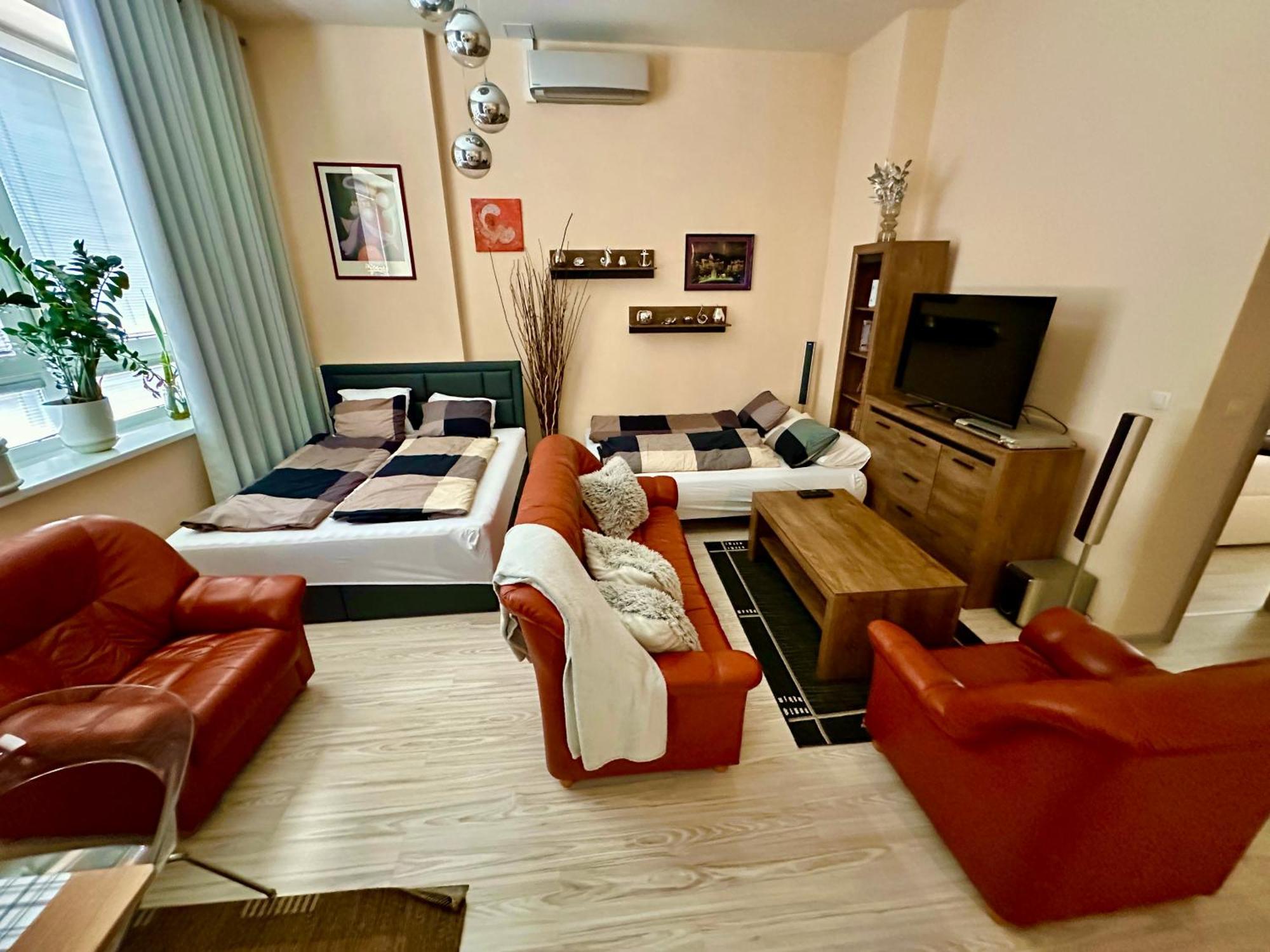 פופראד Princess Main Square Apartment מראה חיצוני תמונה